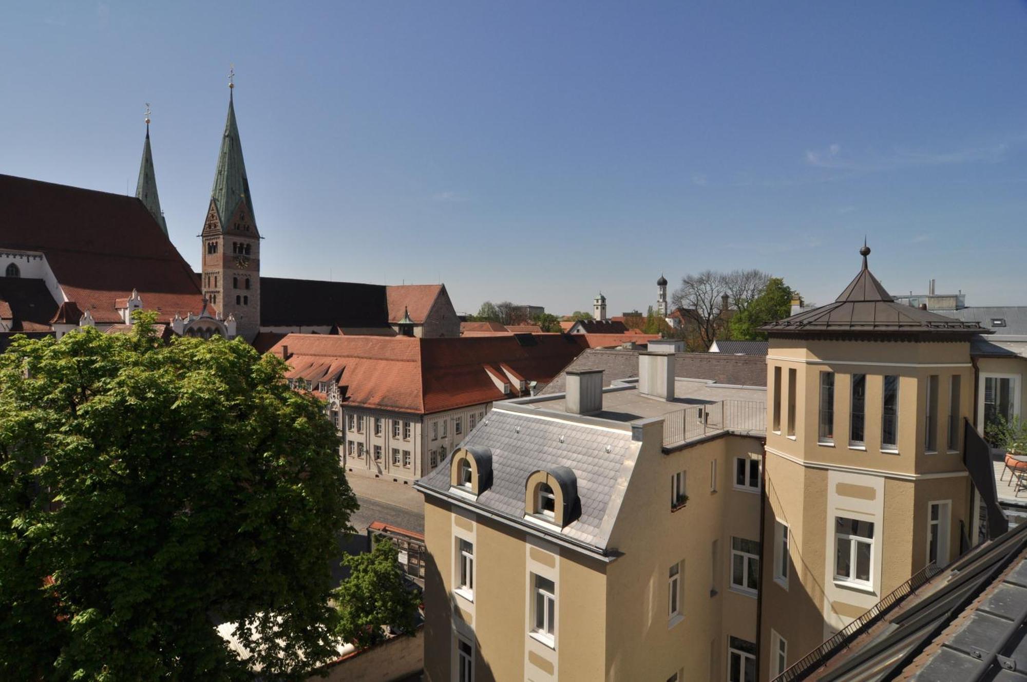 Dom Hotel Augsburg Exterior foto