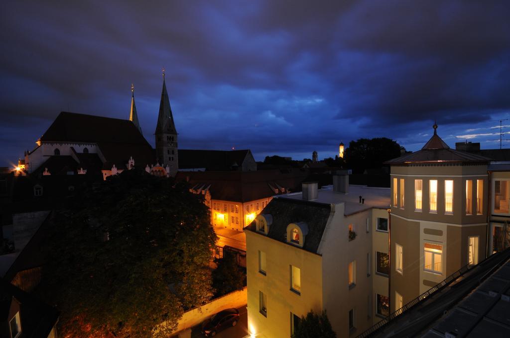 Dom Hotel Augsburg Exterior foto